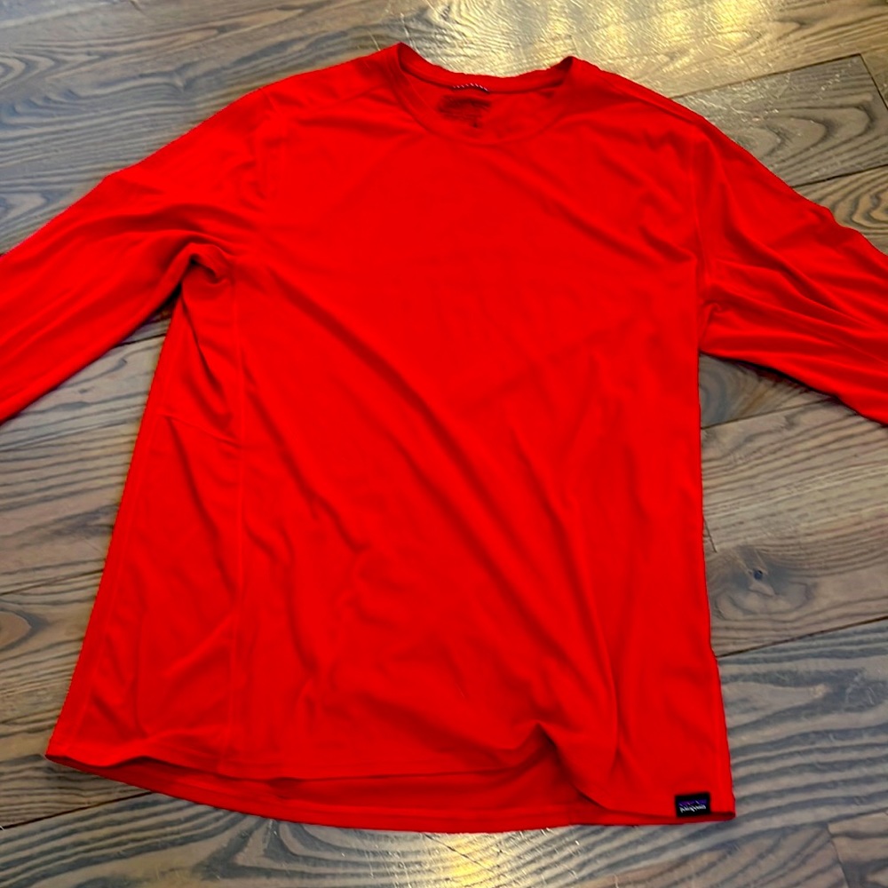 Patagonia gapilene cool light weight fast drying